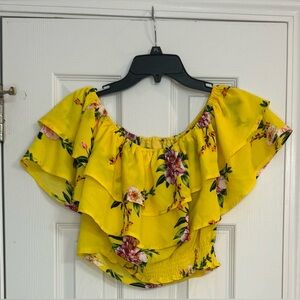 Quiz- Floral Crop Top